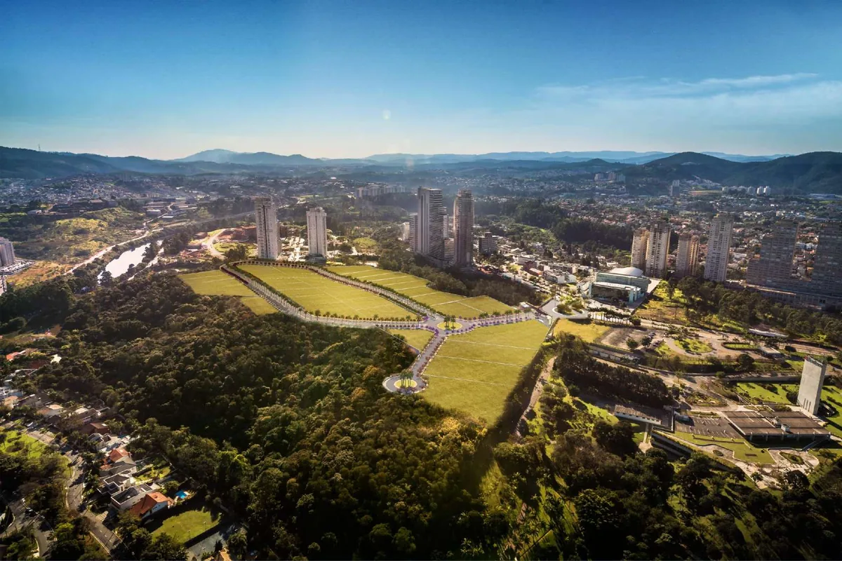 Vista aérea da Alphagran, com a mata preservada em volta do Kaá Home Boutique